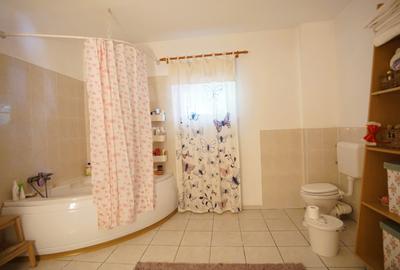Casă individuală cu 7 camere cu Canalizare în Nicolae Grigorescu - 12