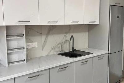 Apartament cu 2 camere decomandat în Spitalul Județean