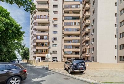 Apartament cu 4 camere semidecomandat, mobilat în Tineretului - 22
