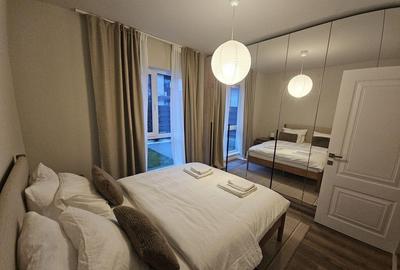 Apartament cu 2 camere semidecomandat, mobilat în Ozana