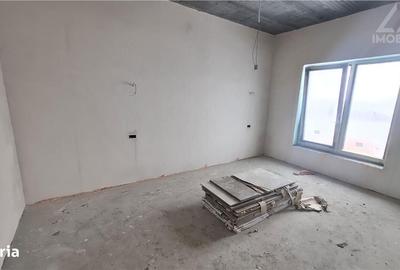 Casă cu 4 camere cu Teren 400 Mp în Rediu - 12