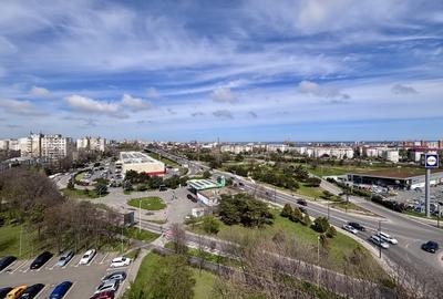 Apartament cu vedere panoramica spre oras, recent renovat