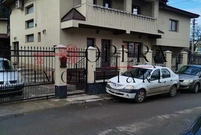 Casa individuala, de vanzare, zona Podul de Fier - 1