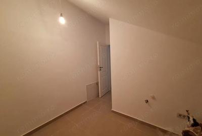 Apartament cu 3 camere decomandat în Chișoda