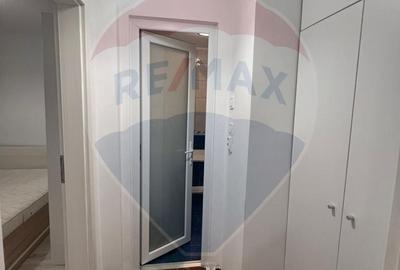 Apartament cu 4 camere în Central - 15