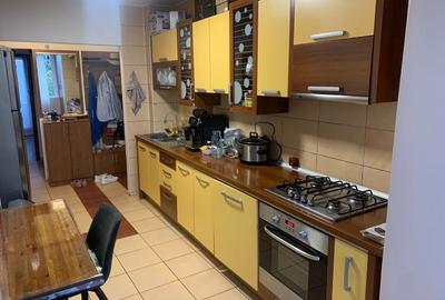 Apartament cu 3 camere decomandat în Piața Centrală - 15