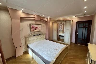 Apartament cu 2 camere decomandat în Circumvalațiunii - 10