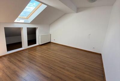 Apartament cu 4 camere în Central - 17