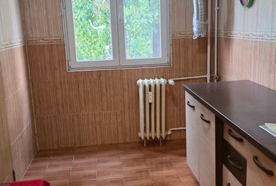Apartament cu 3 camere decomandat în Drumul Taberei - 8