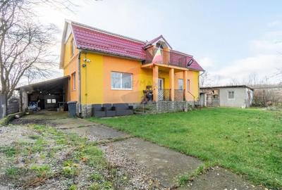 Casă cu 3 camere cu Teren 1000 Mp în Bonț - 10