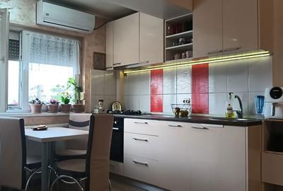 Apartament cu 2 camere semidecomandat în Titan - 15