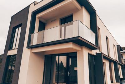 Duplex cu 4 camere cu Teren 180 Mp în Central - 1