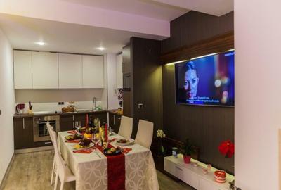 Apartament cu 3 camere decomandat, mobilat în 13 Decembrie - 2