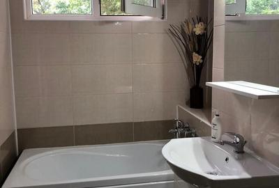 Apartament cu 2 camere semidecomandat în Central - 2