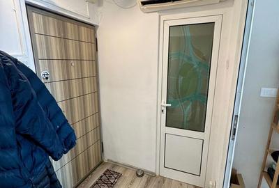 Apartament cu 2 camere decomandat în Palat - 10