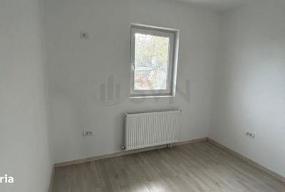 Casă cu 4 camere cu Canalizare în Tei - 7