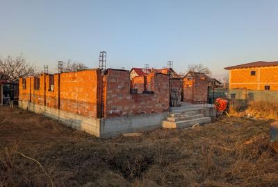 Teren Construcții intravilan de 580 mp, în Șerbănești - 1