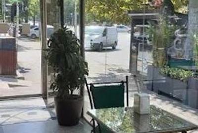 Spațiu comercial, de 87 mp, în Central - 1