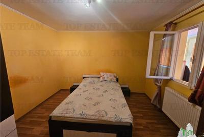 Casă individuală cu 4 camere cu Canalizare în Roșu - 9