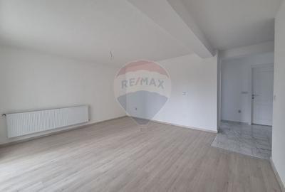 Apartament cu 3 camere decomandat în Kogălniceanu - 6