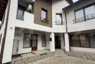 Spațiu comercial, de 89 mp, în Central - 1