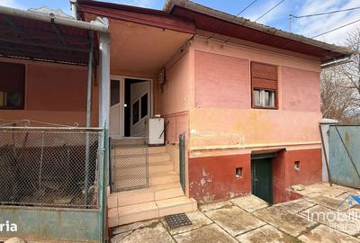 Casă cu 6 camere cu Teren 500 Mp în Sălașu de Sus - 4