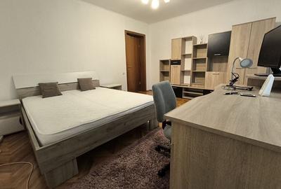 Apartament cu 3 camere in Cornișa ( 3 min UMFST)