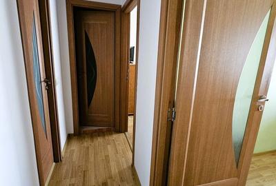 Apartament cu 4 camere decomandat în E3 - 11