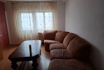 Apartament cu 3 camere decomandat în Central - 2