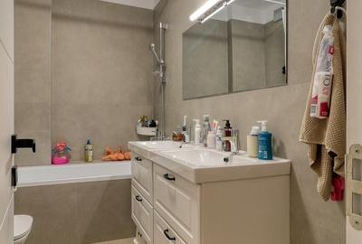 Apartament cu 4 camere decomandat în Băneasa - 14