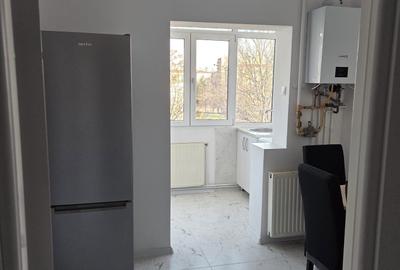 Apartament cu 2 camere decomandat în George Enescu - 4