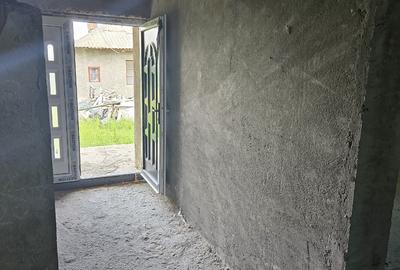 Casă individuală cu 3 camere cu Teren 1000 Mp în Răsimnicea - 1