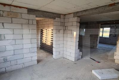 Casa de vanzare in Fughiu - 5