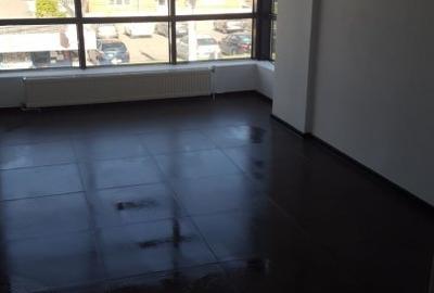 Proprietar-inchiriez  spatiu comercial P+3E,  ultracentral - 7