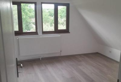 Casă cu 5 camere cu Teren 1480 Mp în Stănești - 6