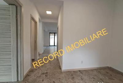 Casă cu 5 camere cu Canalizare în Gilău