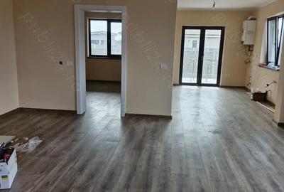 Casă cu 3 camere în Sânandrei - 3