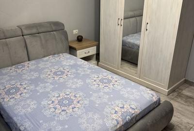 Apartament cu 3 camere decomandat în Făcăi - 1