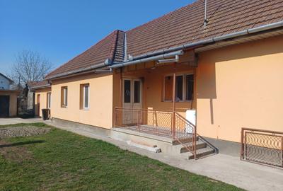 Casă cu 4 camere cu Teren 645 Mp în Sântana de Mureș - 8