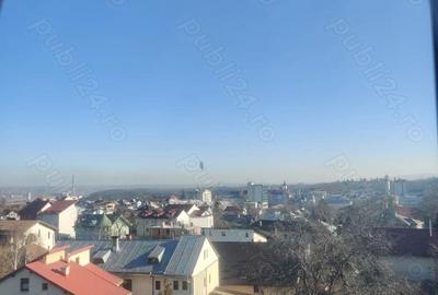 Apartament cu 2 camere decomandat în Central - 3