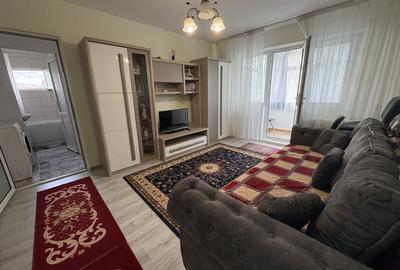 Apartament cu 2 camere semidecomandat în Mircea cel Bătrân