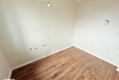 Casă cu 3 camere cu Teren 300 Mp în Central - 3