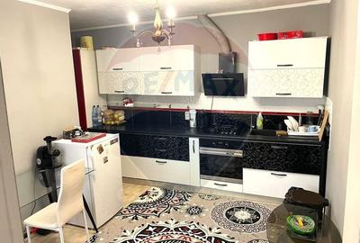 Casa / Vila cu 3 camere de vanzare in zona Central - 4