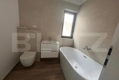 Casă cu 5 camere cu Teren 250 Mp în Central