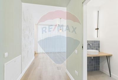 Vila luminoasa cu 4 camere si panouri solare in Amber FOREST Tunari - 9