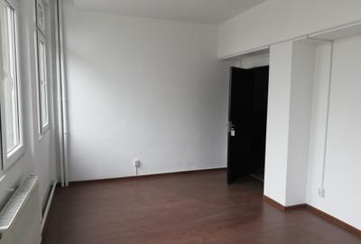 Basarabia, spatiu birou - suprafata 41 mp - 2