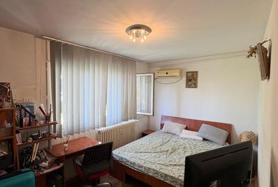 EXCLUSIV - Apartament 3 Camere - Metrou Titan La 5 Minute - 13