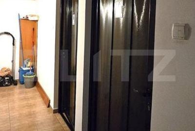 Spațiu comercial, de 808 mp, în Central - 12