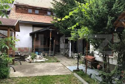 Casă cu 7 camere cu Canalizare în Zărnești - 5