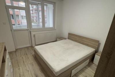 Apartament cu 2 camere, bloc nou, Centru - 3